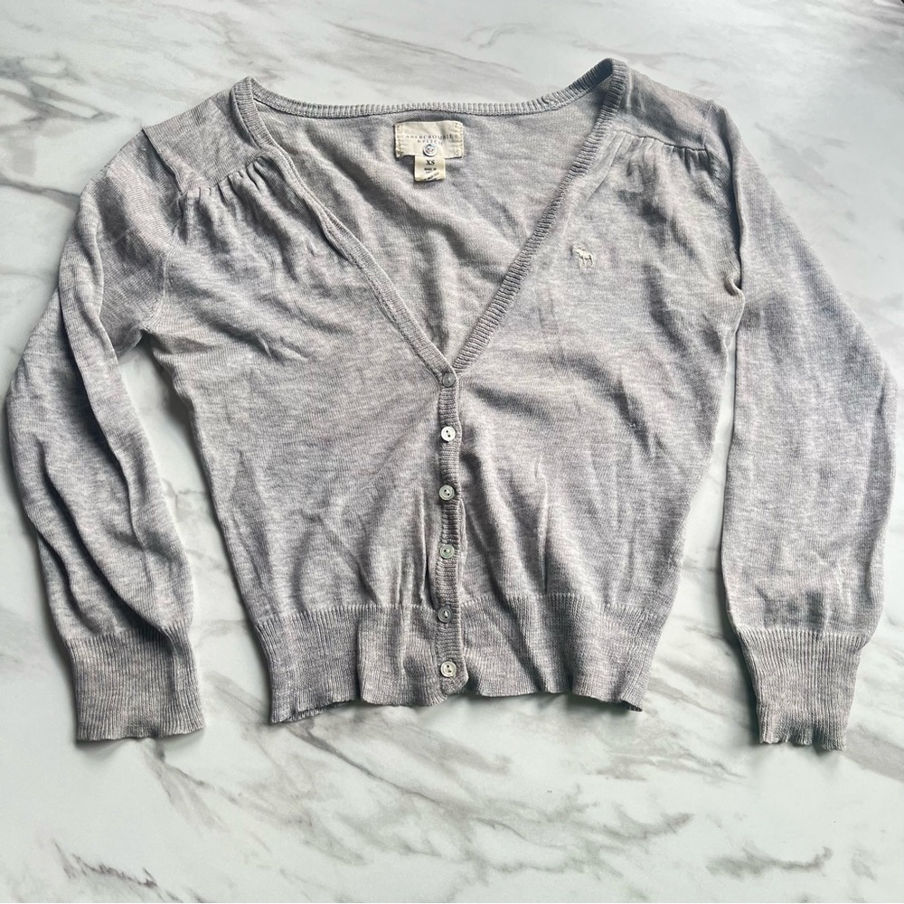Vintage Abercrombie & Fitch Y2K Light Gray Women's Cropped Cardigan 2000s RARE